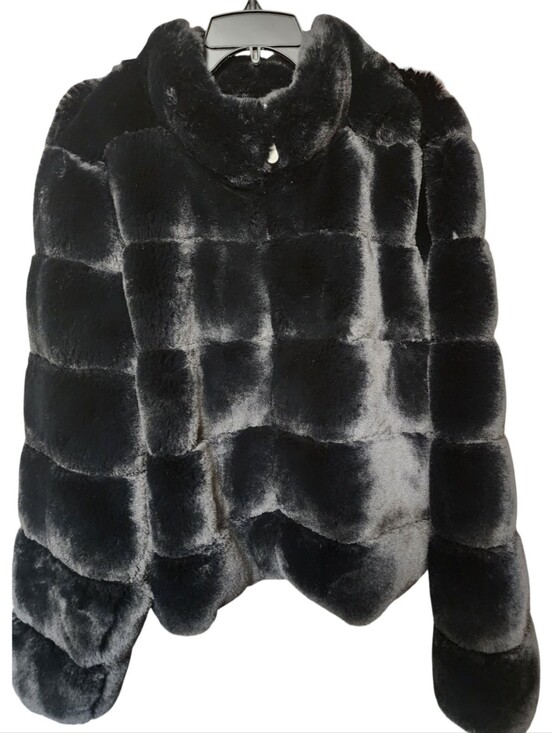 sofia by sofia vergara Jackets & Blazers - SOFIA VERGARA Black Quilted Faux Fur Puffer Coat Jacket XXL Excellent Condition